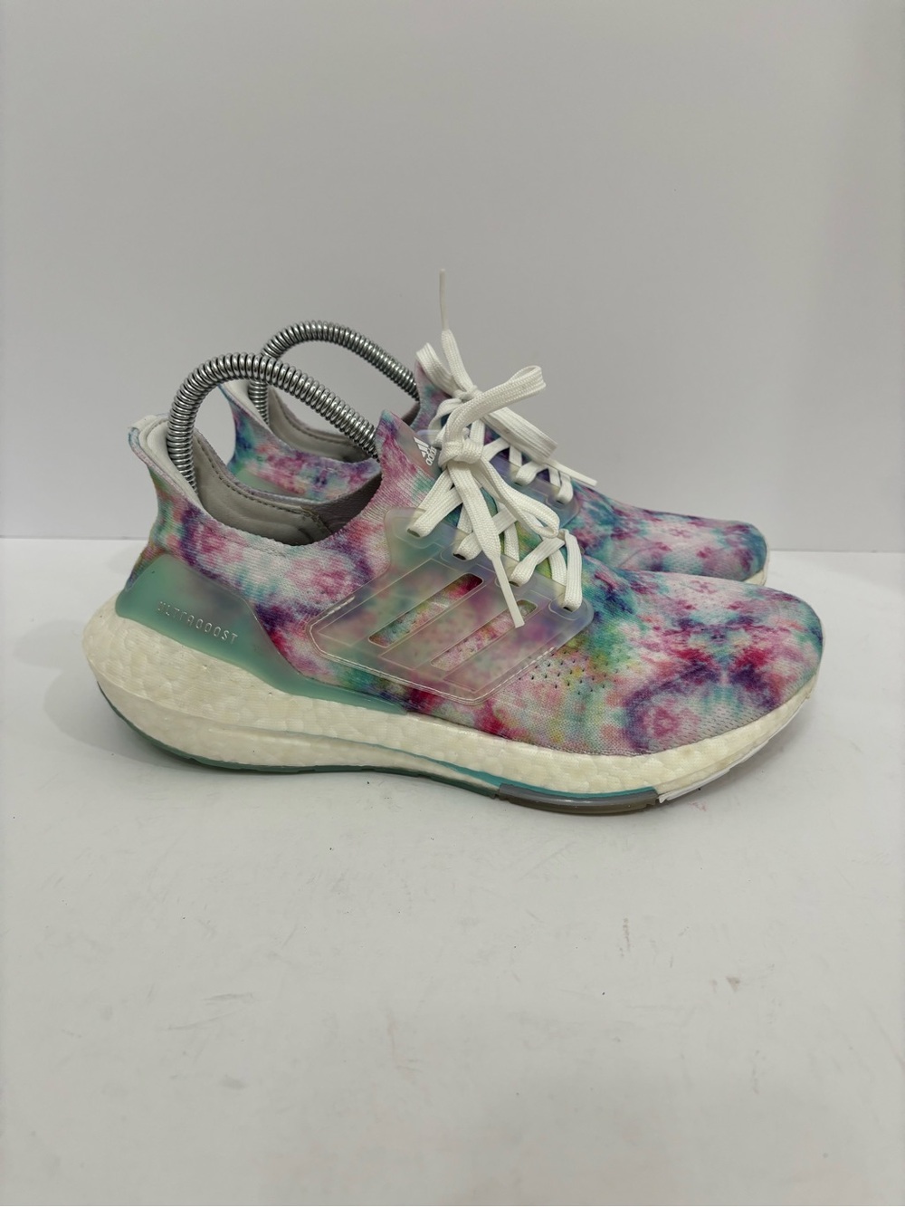 Adidas Women's Tie-Dye Running ultraboost size 7.5